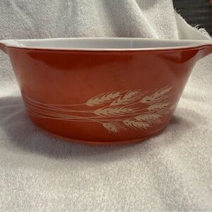 Vintage Pyrex Autumn Harvest 2.5qt 475